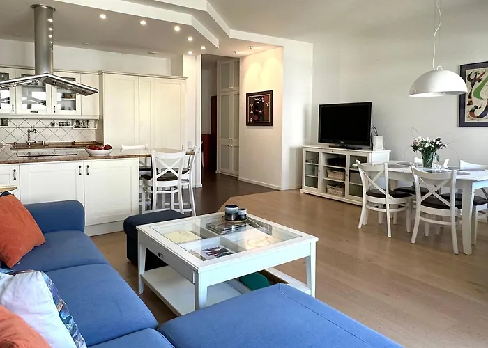 Seaside Bliss - Forest Views - Air Con And Summer Vibes