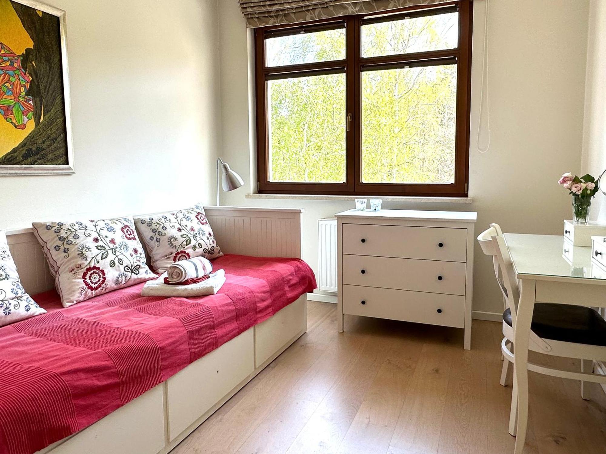Leilighet Seaside Bliss - Forest Views - Air Con And Summer Vibes